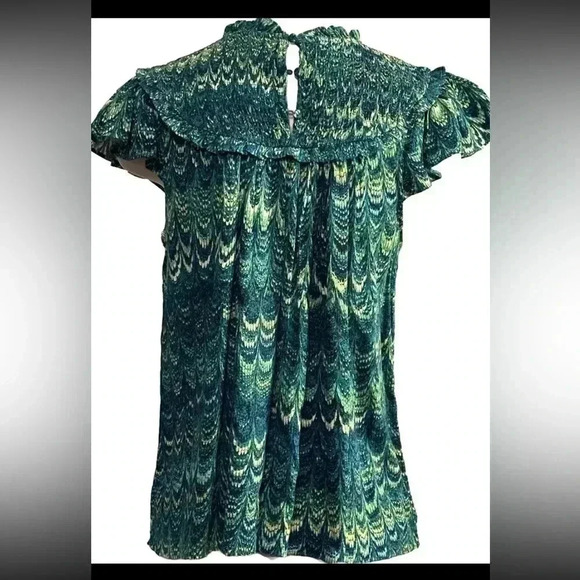 NEW Rose & Olive Top Size Medium Cap Sleeves Summer Spring NWT - Picture 2 of 8